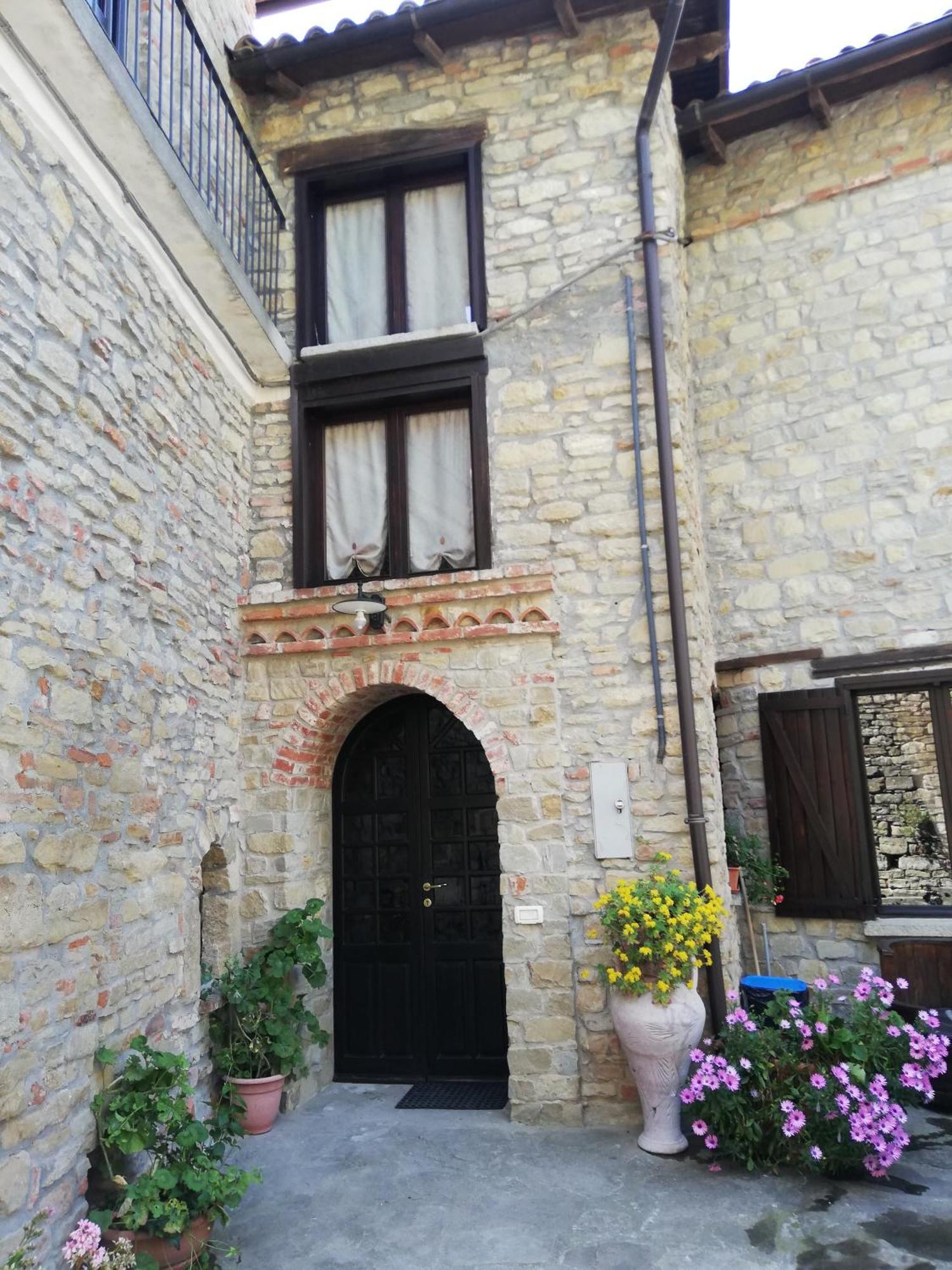 Il Borgo Apartment Montabone Exterior photo